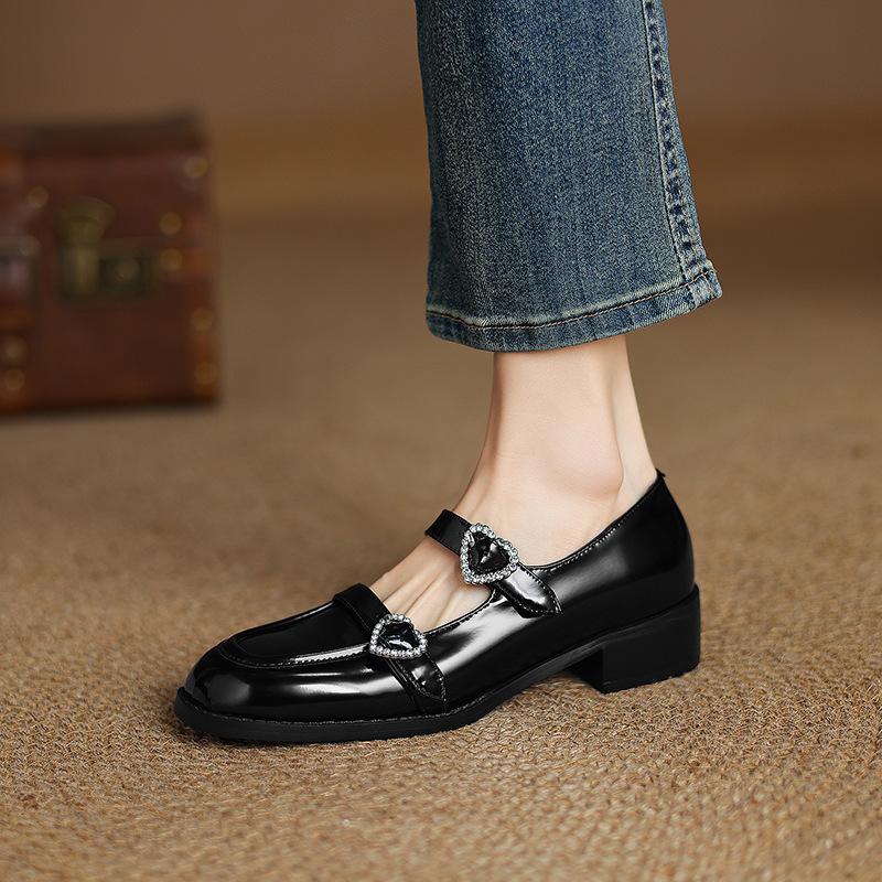 

Square head one-word buckle with Mary Jane shoes women s new medium thick heel patent leather shoes 41 чёрный