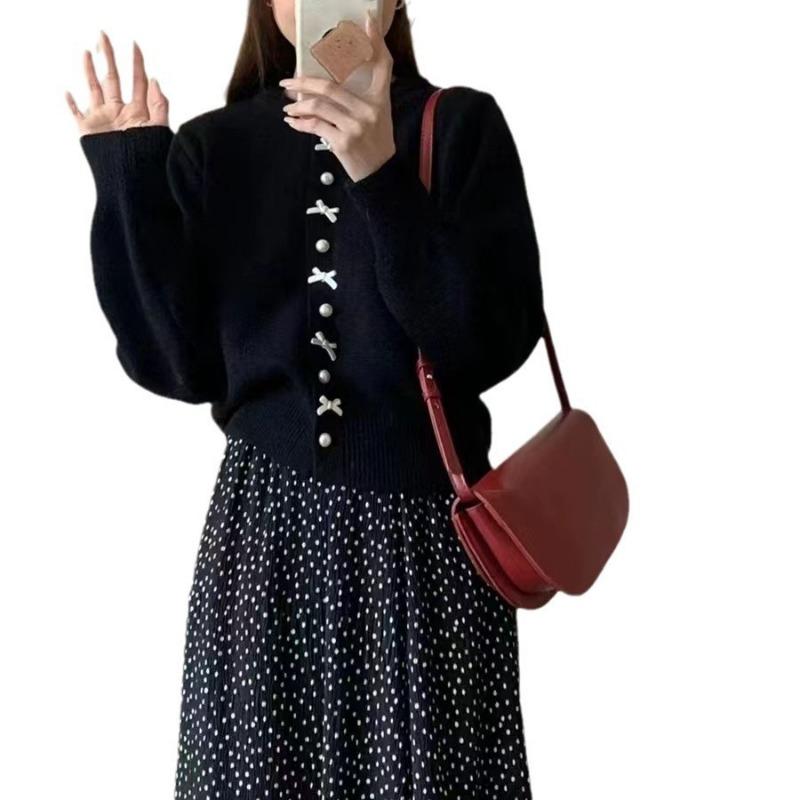 Spring and Autumn Butterfly Knot Cardigan Sweater Women Elegant Pearl Button Korean Style Sweet Jackets Light Yellow Knitted Coats Round Neck Shirts