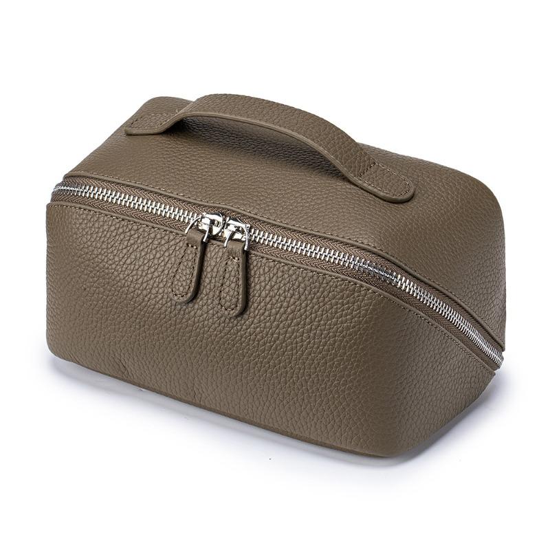 New first-layer cowhide portable cosmetic bag large-capacity simple wind portable toilet bag leather travel storage bag