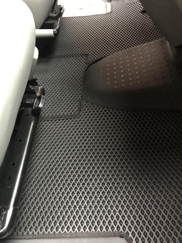 Maty EVA (czarne, przednie, dla 1-20251) Dla volkswagena transportera T5 2003-2010