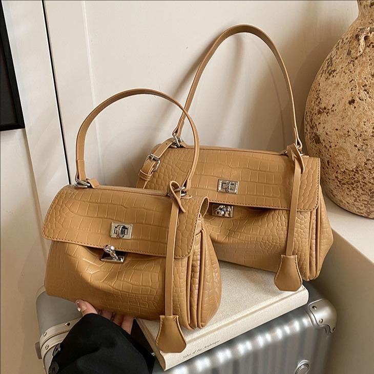 Large Capacity Handbag Women's Fashion Messenger Bag