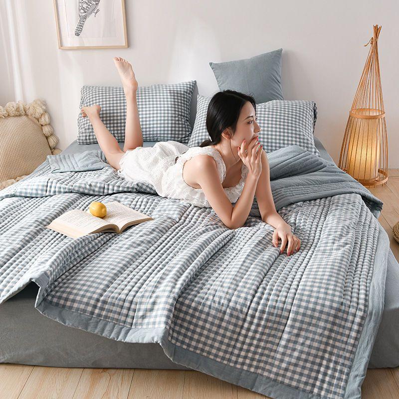 Simple Modern Air Condition Thin Blanket Summer Quilt Cotton Fluffy Plaid Blanket on The Bed Comfortable Comforter