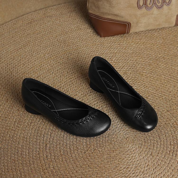 

Осень 2025 корейская версия простых балеток ретро повседневные туфли на низком каблуке женские с круглым носком с неглубоким вырезом туфли бабушки размер 4041 41 чёрный