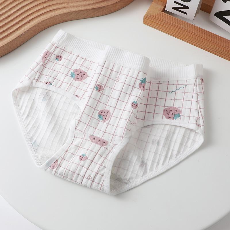 

Новые милые клубничные женские трусики, подростковое хлопковое нижнее белье, трусы для девочек M 30-40KG