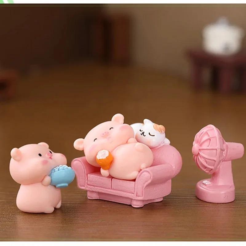 6Pcs Lovely Cartoon Pig Mini Figurines Micro Landscape Decor Cake Topper Car Interior Ornament DIY Home Mini Decorations
