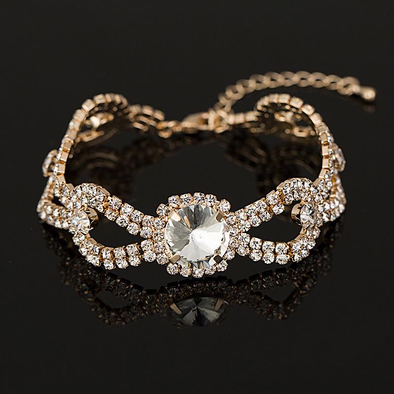 Exquisite B009 Bracelet: Highlights Personality & Popular Style