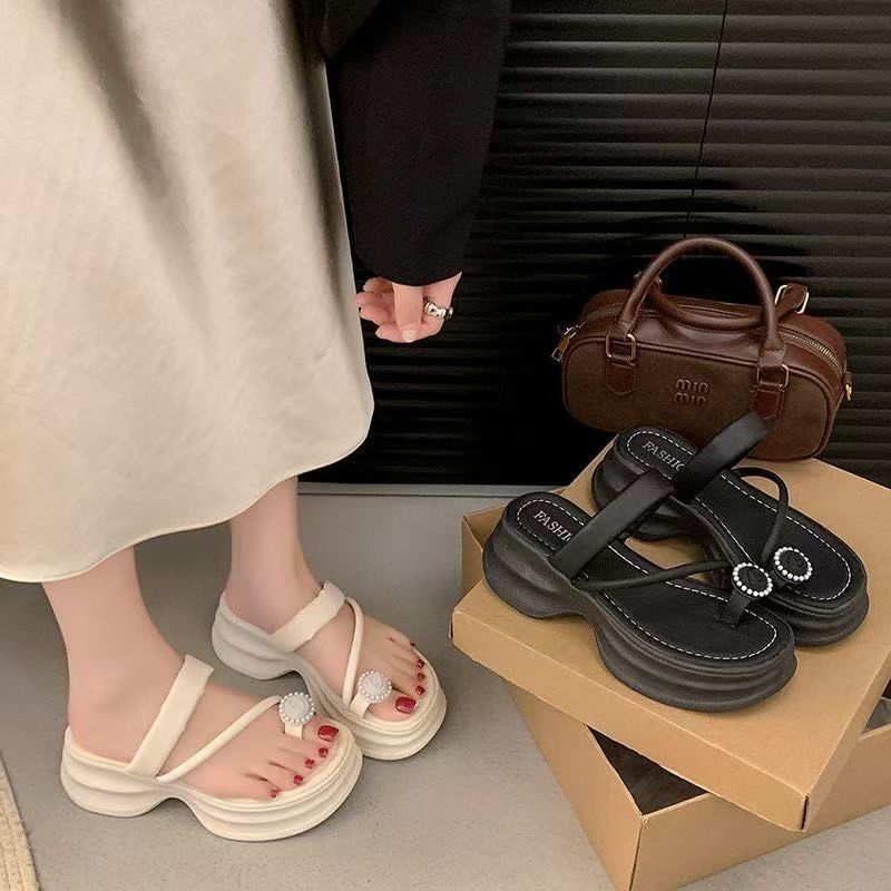 French Platform Muffin Set Toe Slippers Women's Summer 2025 New Beach Wear Sandals High-end Skirt Explosion