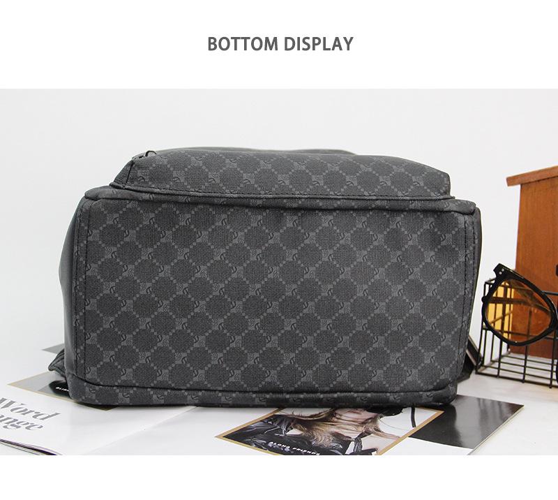 Trendy Korean Plaid Large-Capacity Backpack for Men & Students