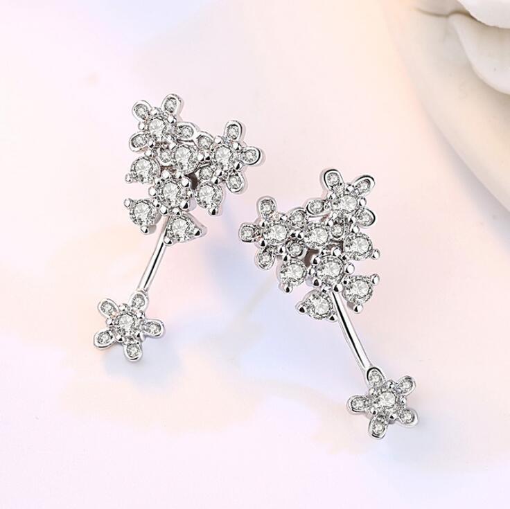 Korean Retro Flower Stud Earrings - Two-Way Wear Petal & Star Design for Women
