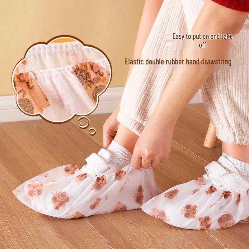 

Универсальные Нескользящие, Утолщенные Нетканые Одноразовые Бахилы для Взрослых и Детей - Пылезащитные и Износостойкие для помещений.