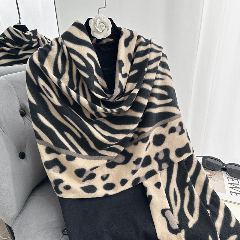 Autumn Winter Women Knitted Scarf Headscarf Lady Casual Retro Leopard Print Tassel Warm Scarve Mujer Foulard Long Wrap Shawl New