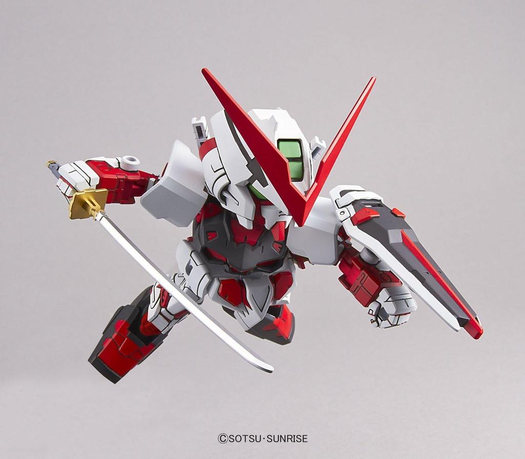 SD Gundam EX Standard 007 Mobile Suit Gundam SEED Astray Astray Red Frame Vorgefärbtes Kunststoffmodell