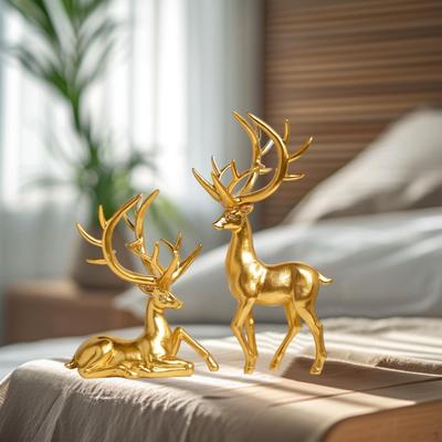 Couple Deer Statues Decorative Sculptures Ideal Gift Modern Creative Resin Desktop Ornaments