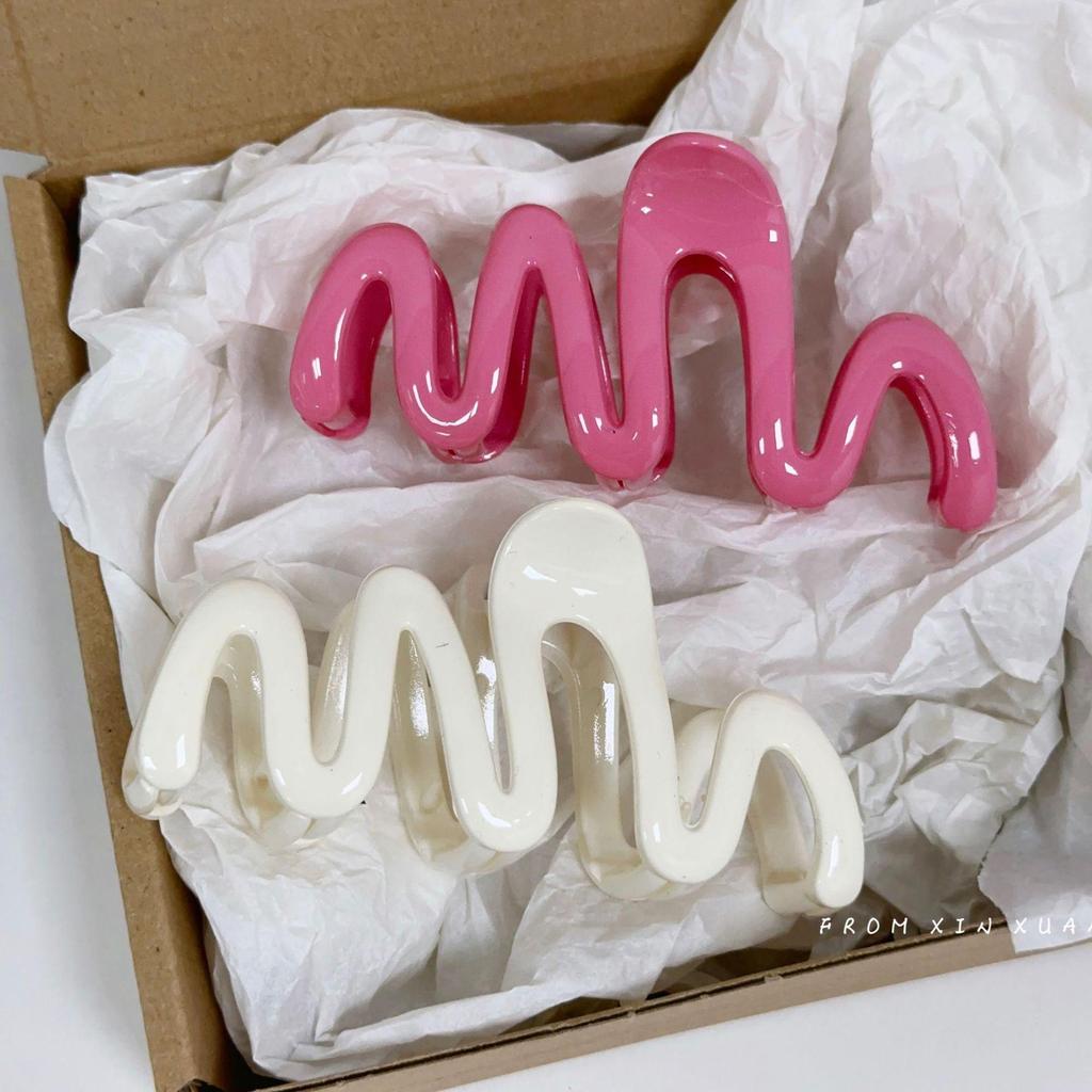 Large High-End Wave Claw Clip for Thick Hair - Women's Hair Accessory for Updos and Back-of-Head Styles