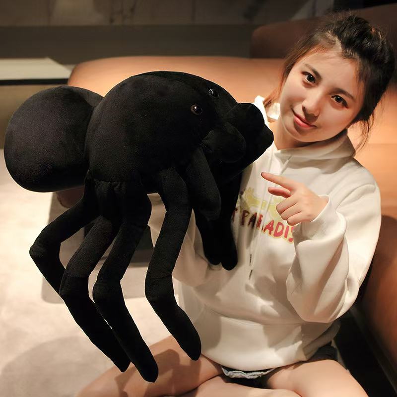Peluche Bambola Ragno Nero Bambola Fatta a Mano Cartone Animato Anime Cuscino Carino Decorazione per la Casa Giocattolo Regalo di Compleanno per Bambini