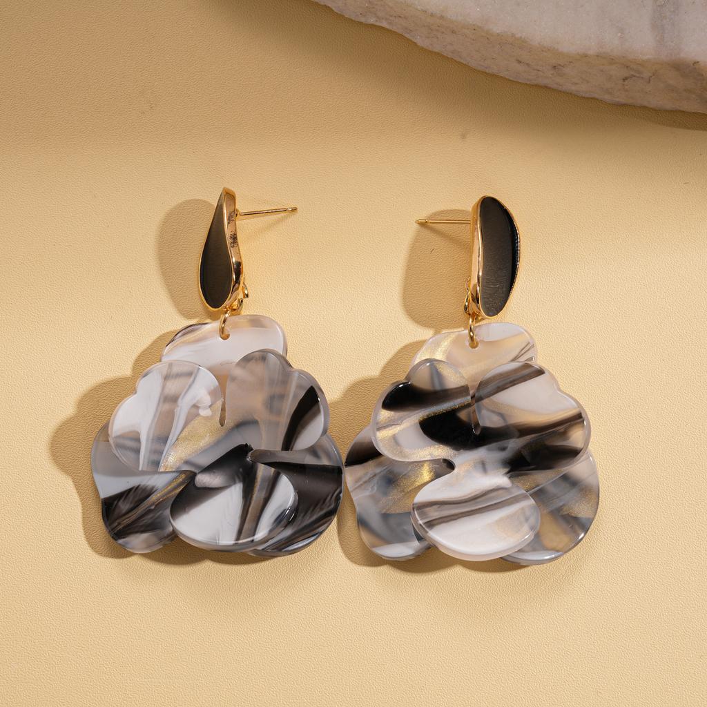Smudged Geometric Flower Earrings, Fashionable and High-end Earrings