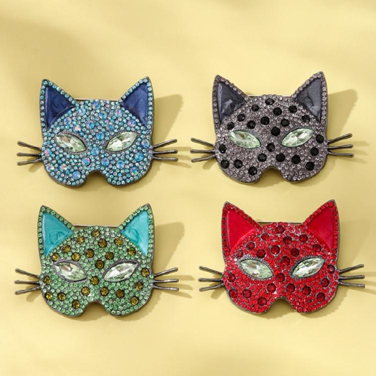 Stylish Cats Head Brooch With Glittering Crystals Versatile Accessory For Formal Attire And Casual Outfits