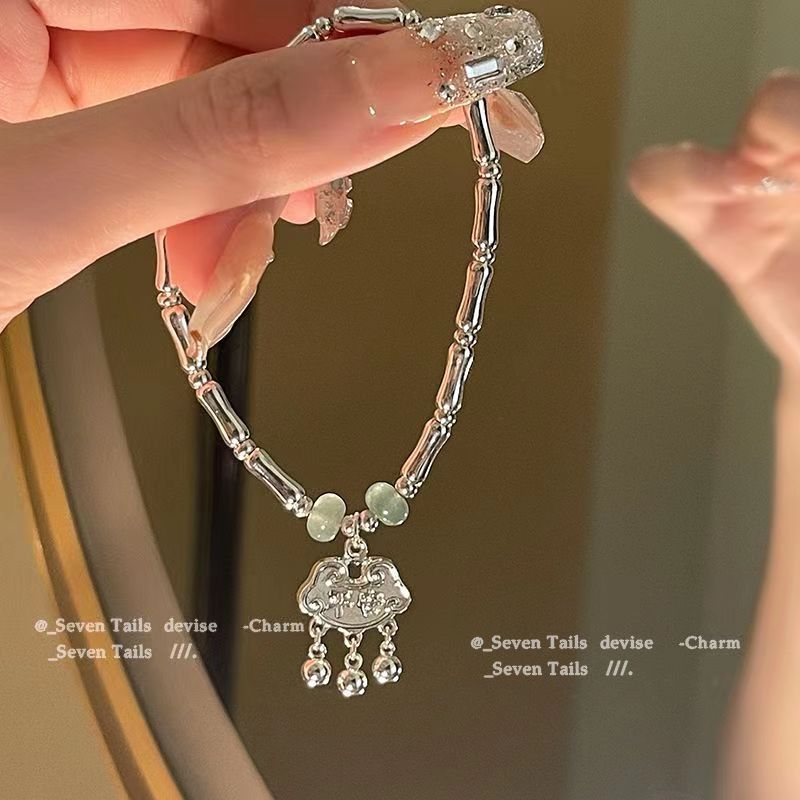 

ilver Bamboo afety Lock Pendant Necklace Female Ethnic tyle Acceorie Light Luxu Niche Deign Clavicle Cha