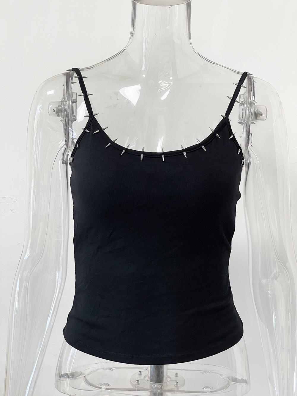 Европейский и американский уличный стиль Сексуальный заклепки Облегающий Однотонный Кроп-топ на тонких бретельках Medium чёрный