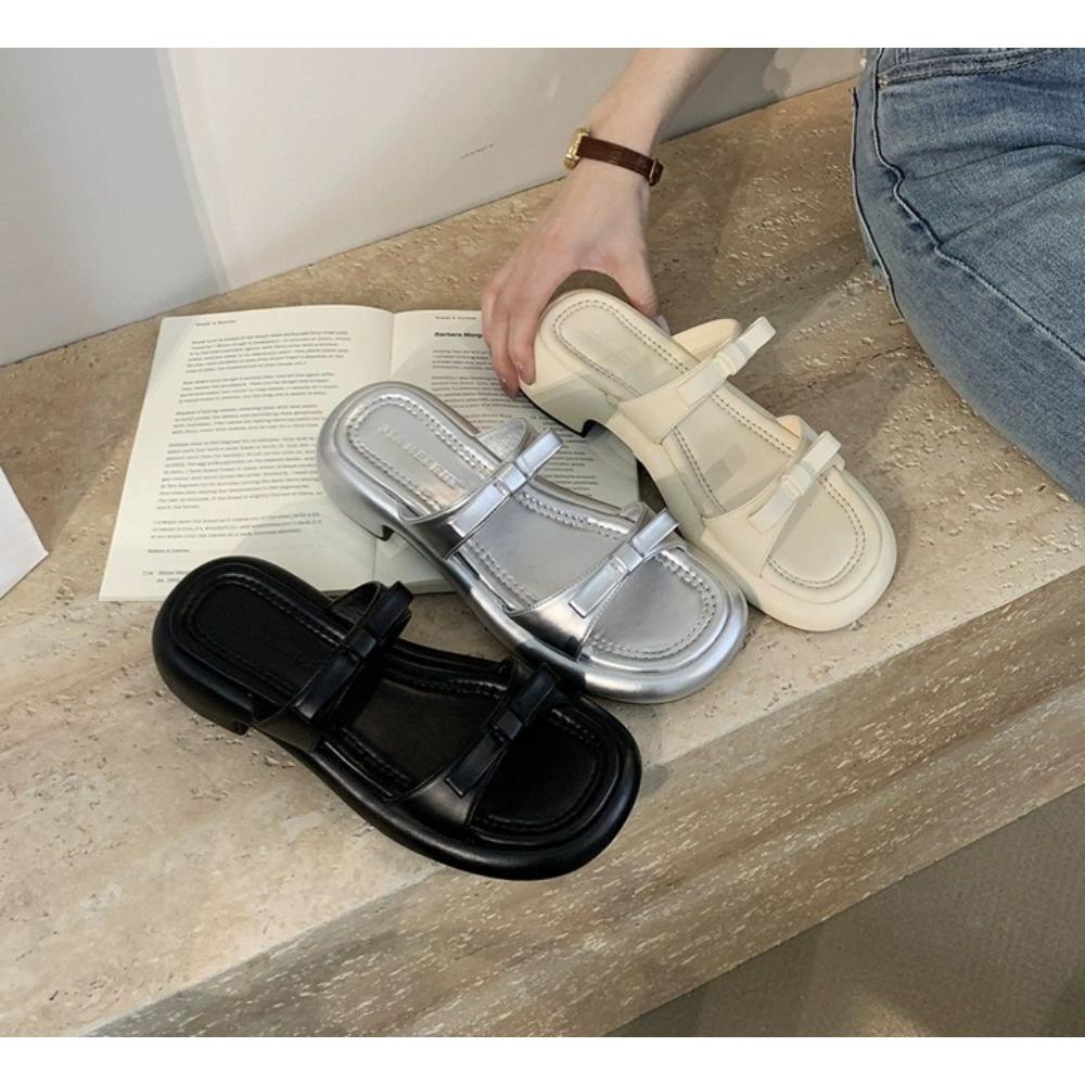 New Summer Women's Slippers 2025 Stylish Peep-toe Low Heel Silver Women's Comfortable Beach Shoes Sapatilas