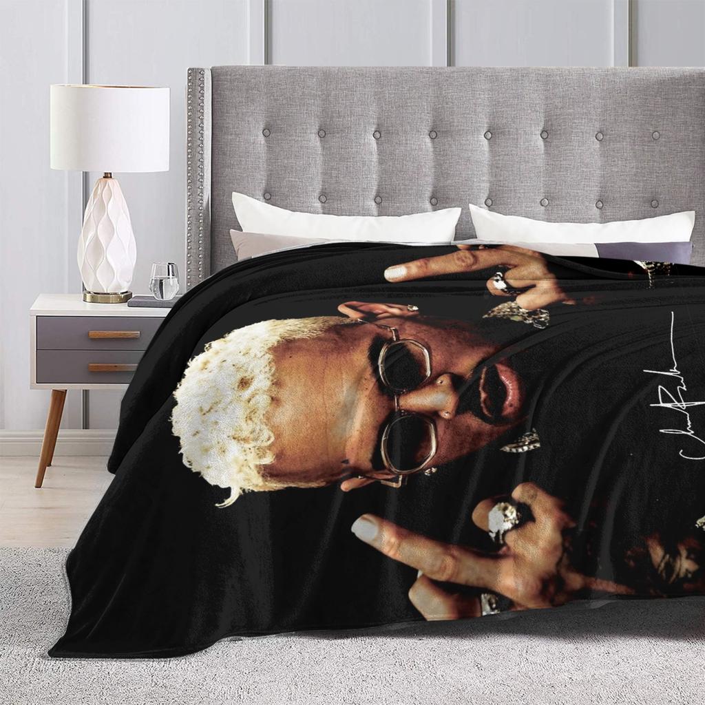 Middle Finger Vintage Chris Brown Blankets Fleece Autumn  Multi-function Super Soft Throw Blanket for Bedding Outdoor Bedspread