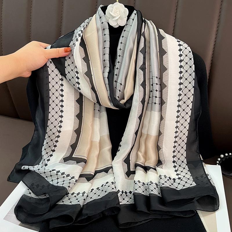 Women s New Arrival Fashionable Printed Polka Dot Scarf Windproof Neck Warmer for Ladies 90*180cm