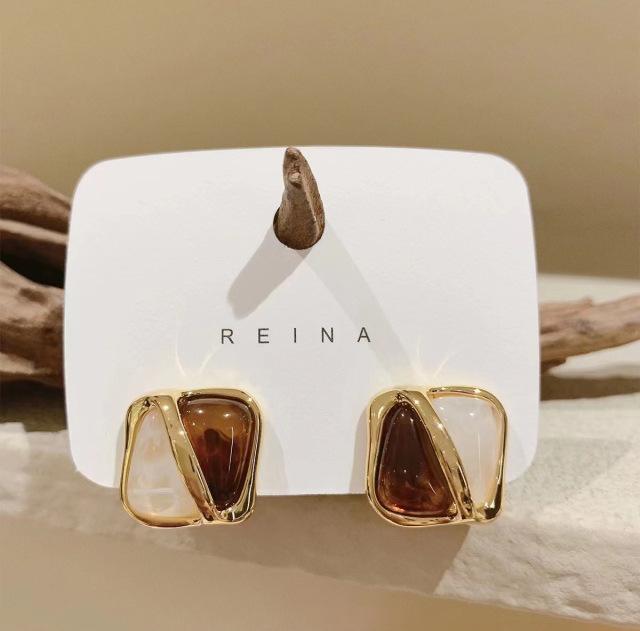 S925 Silver Needle Pearl Stud Earrings for Women