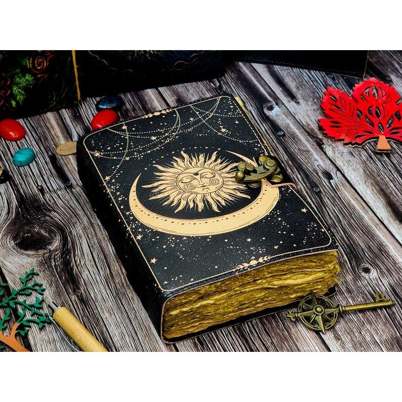 Sun Moon Vintage book for Men Women 200 Handmade pepar with Loc for Traveling Sketchbook poetry Notebook Birthday gifts For him pegan book
