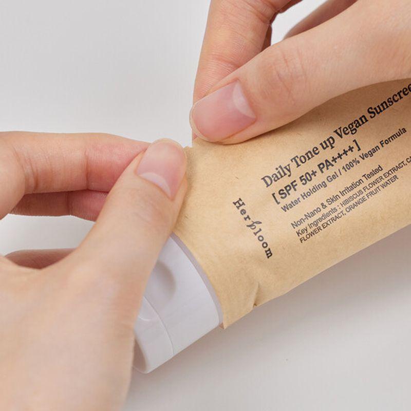 Tägliche aufhellende vegane Sonnencreme