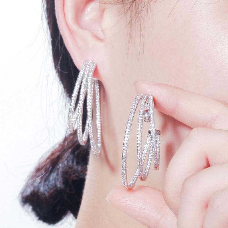 Přehnaná Osobnost Třívrstvé Nepravidelné Náušnice ve tvaru C se Zirkony, Jehlové Vícevrstvé Náušnice s Velkým Kruhem