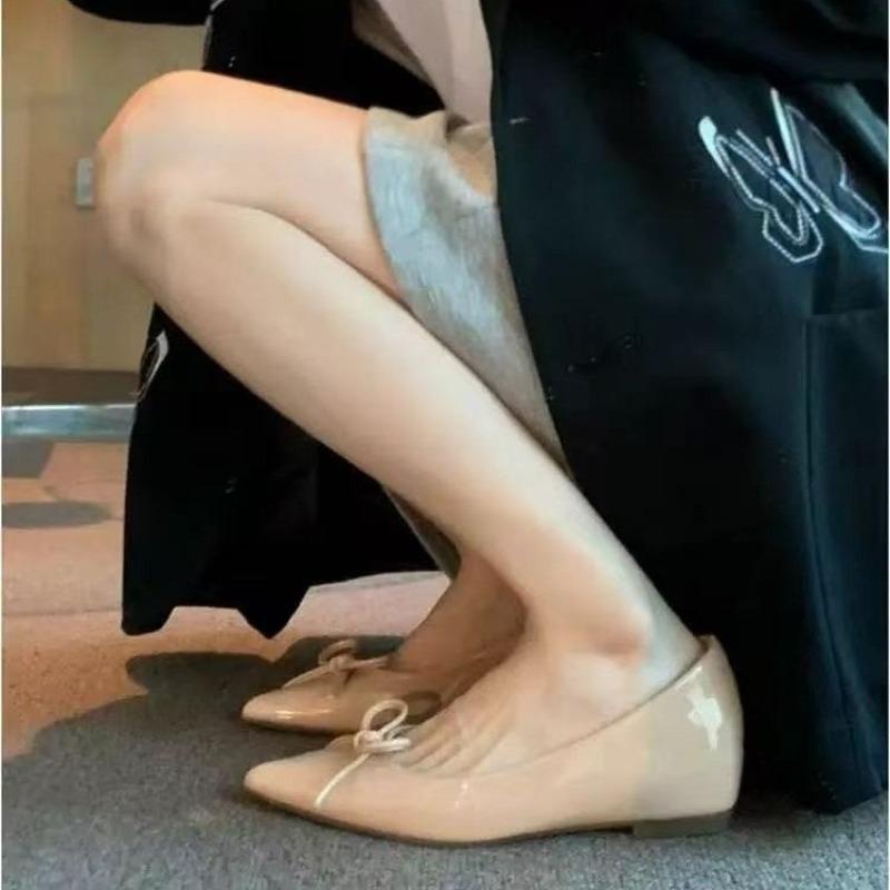 

Fashion 2025 Fall/Winter New Pointed Toe Bow Inside Heightened Flat Single Shoes Women s Shallow Mouth Mary Jane Shoes 40
