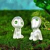 20-Piece Set of Resin Decorative Wooden Elf Figurines [10 Blue, 10 Green] + 2 Decorative Branches, Glow-in-the-Dark Bonsai DIY Decoration Dollhouse
