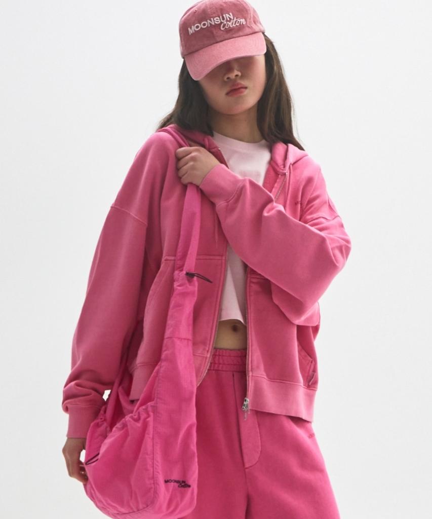 Moonsun M.C String-Pocket Crossbody Bag / Pink
