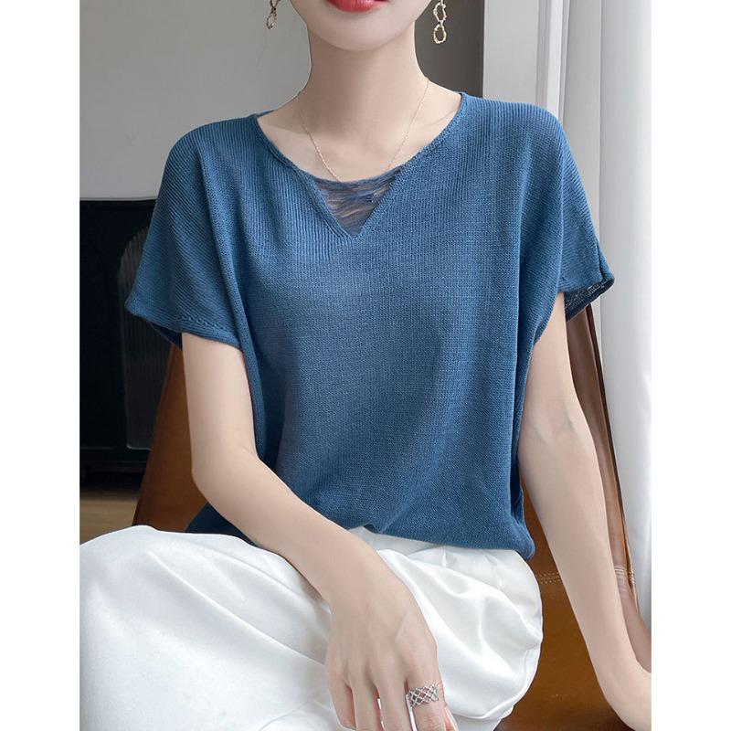 Women Beige V Neck Hollow Out Short Sleeve Loose Casual Knit Top