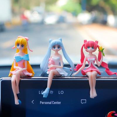 Autode kaunistused: Internetikuulsus, loominguline sisekujundus, armas tütarlapselik kodukaunistus.