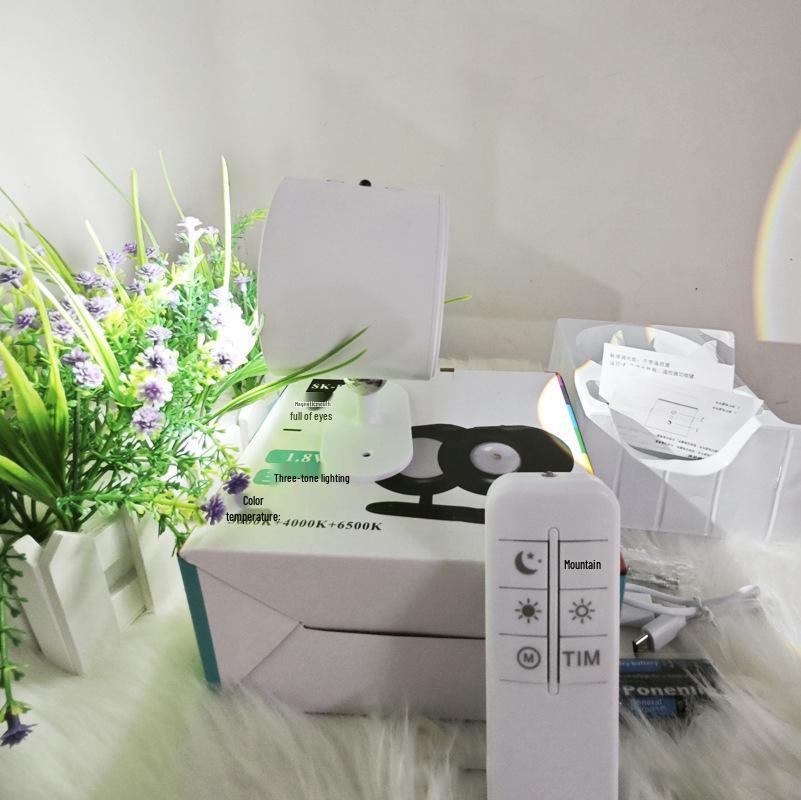 Wireless Magnetic Charging Wall Light - Punch-Free Installation for Bedroom, Corridor, or Picture Lighting