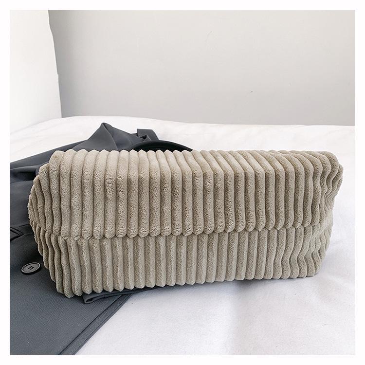 Korean Style Large Capacity Corduroy Tote - Autumn/Winter Fashion Commuter Shoulder Bag