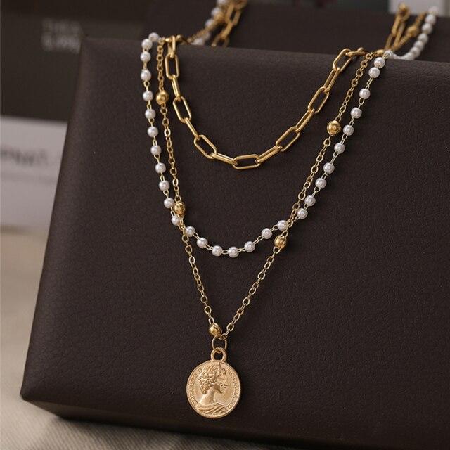 17KM Punk Gold Multilayered Necklace for Women Vintage Silver Color Geometric Round Pendant Necklaces Butterfly Choker Jewelry