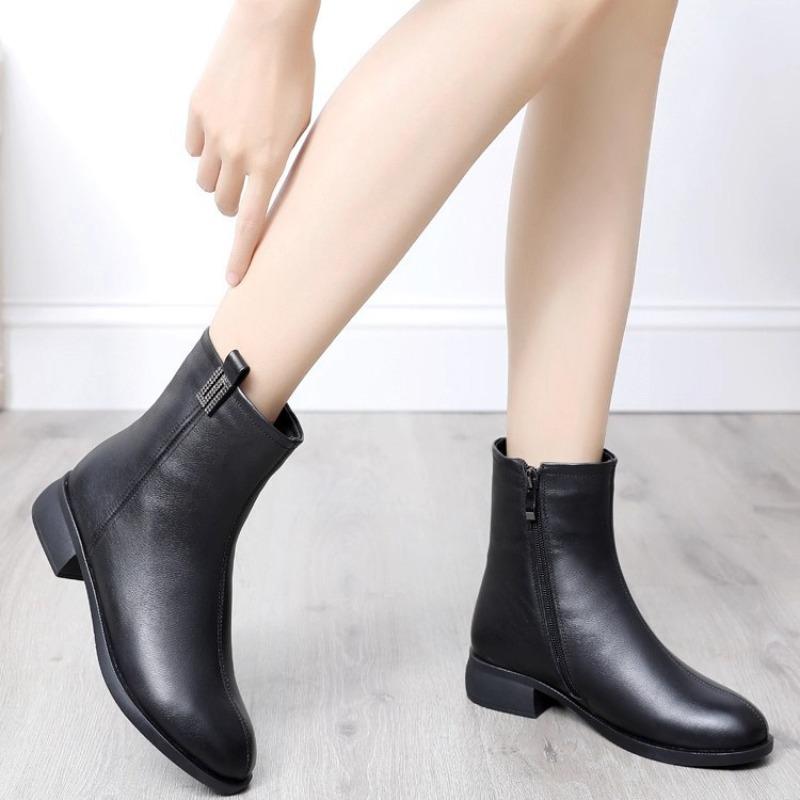 Short Boots Women's New Autumn and Winter Chelsea Boots Platform-soled Versatile Martin Boots Velvet Mother Cotton Shoes