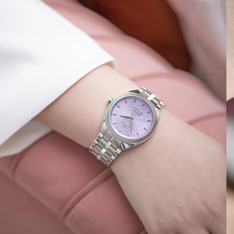 Vivienne Westwood Quartz Watch Stainless Steel Band Purple Dial 50 Meters Water Resistant Women watches DWVV281PPSL