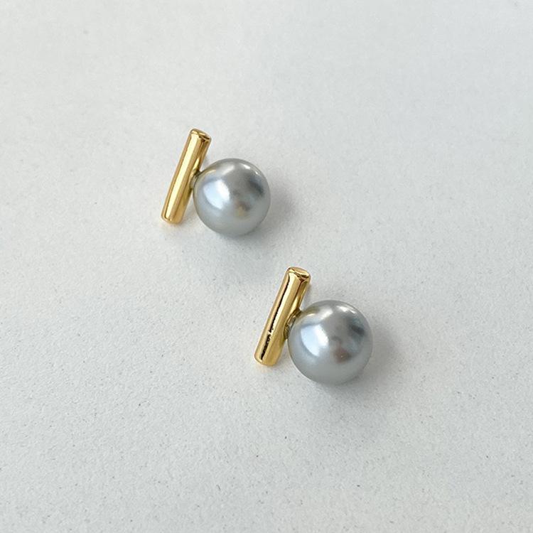 New Arrival Korean Simple One-Word Metal Simulated-Pearl Stud Earrings for Women Fashion Sweet Grey Pearl Jewelry Gifts