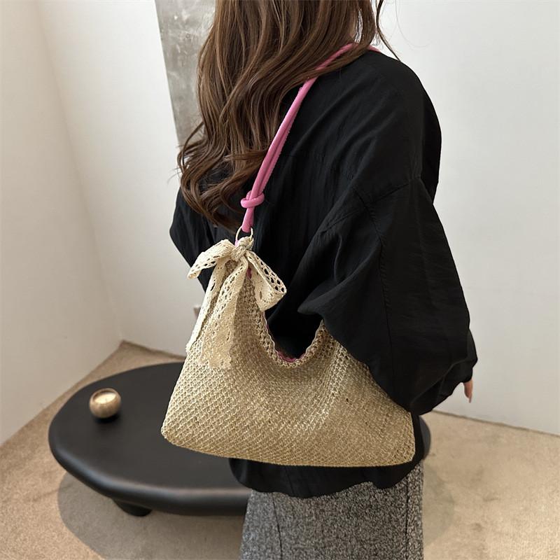 Elegant Vintage Woven Tote Bag For Women Perfect For Everyday Use And Fashion