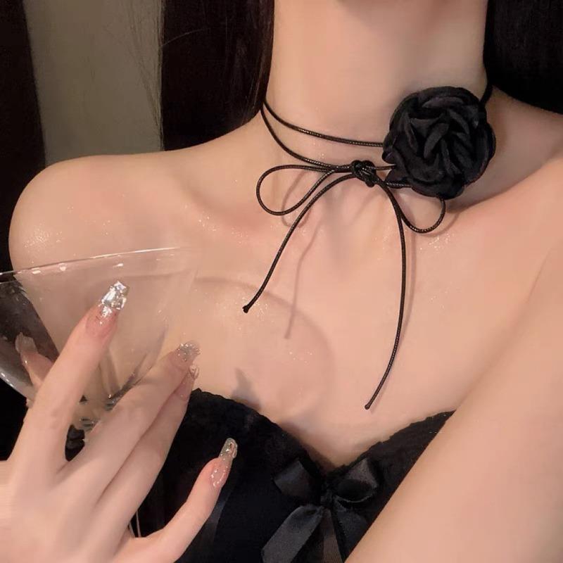 Black and white flower necklace rose choker neck flower neckband necklace female neck collar camellia clavicle chain