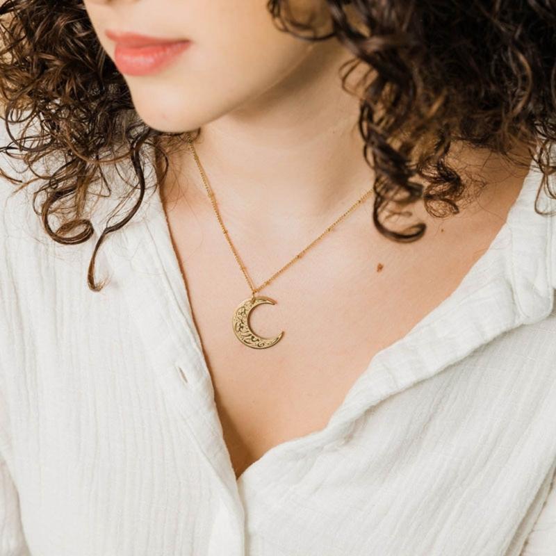 Ayatul Kursi Crescent Necklace Arabic Gold Silver Color Religion Jewelry Prayer Moon Pendant Necklaces Neck Jewelry