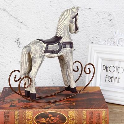 Statuette decorative per scrivania con cavallo a dondolo