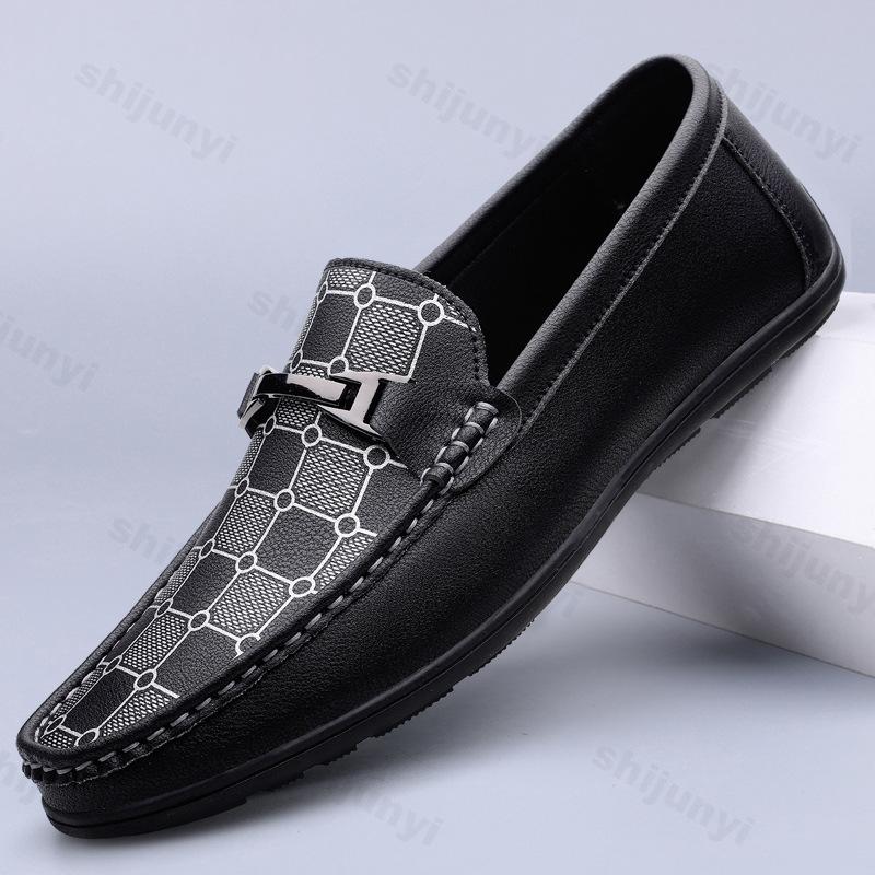 Mode Brittisk Stil Retro Mode Vardagliga PU Läderskor för Herr 2025 Höst Nya Lågskurna Bekväma Mode Slip-on Loafers