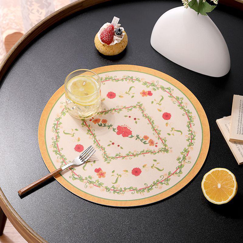 Heat-Resistant, Waterproof Leather Dining & Tea Table Mat - Luxury No-Wash Placemat, Oil-Proof Bowl Mat, Insulating Round Design.