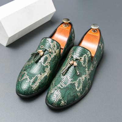 Fashion Retro Fashion Green Tassel Dress Shoes for Men Designer Luxury Wedding Shoes Large Size 46 Slip-on Leather Point Toe Shoes Men