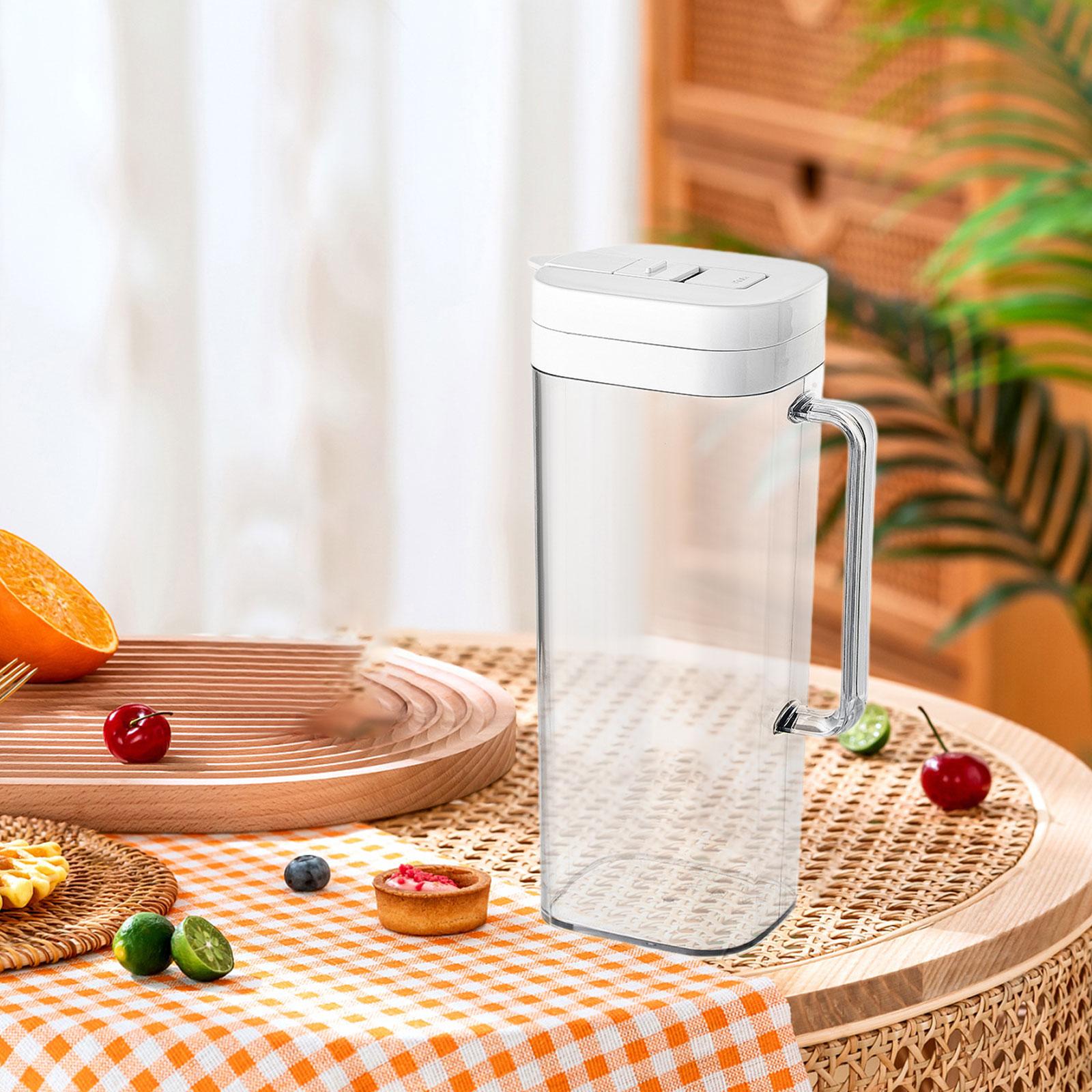 

Water Pitcher Large Capacity Water Jug with Handle for Beverage Water Picnic белый