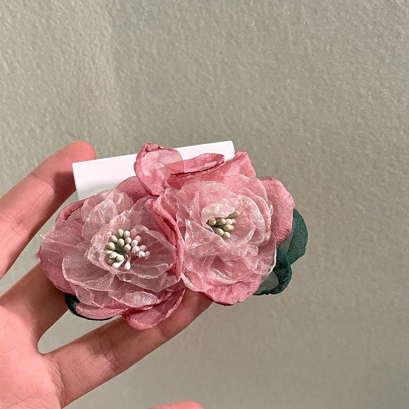 

2024 Высококлассные Роскошные Серьги-гвоздики с цветочным дизайном для женщин - Нишевый дизайн